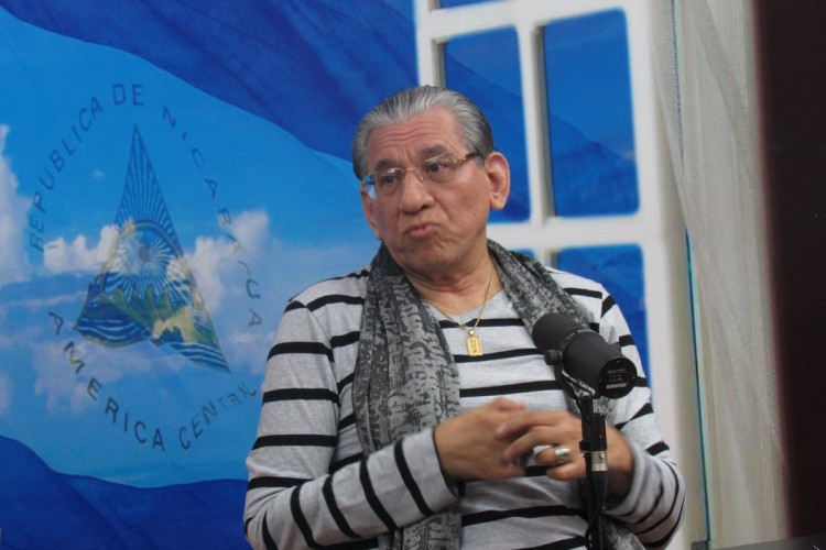 El nuevo look del General Humberto Ortega